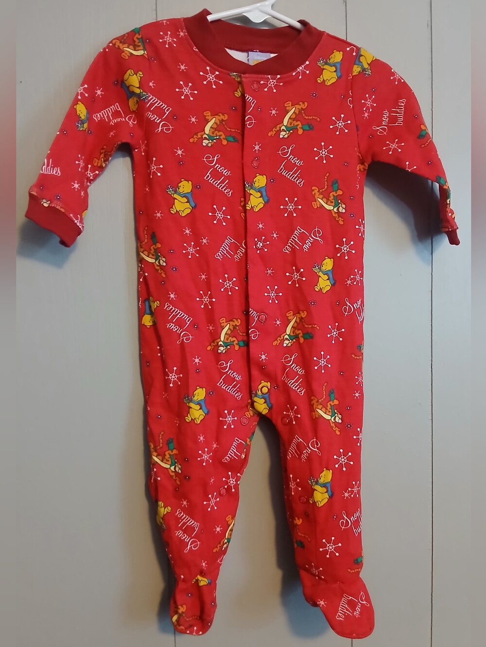 Winnie the Pooh Nwot 6-9 Months Holiday Pajama